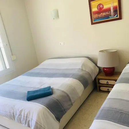 Sunny Mijas With Large Pool Free Parking Vakantiehuis *