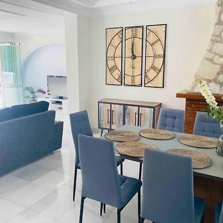 Sunny Mijas With Large Pool Free Parking